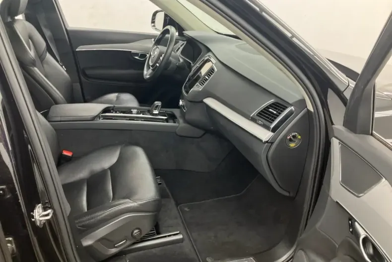 Volvo XC90 din 2021 cu 87.681 km - oferta VOL177011 - foto 6