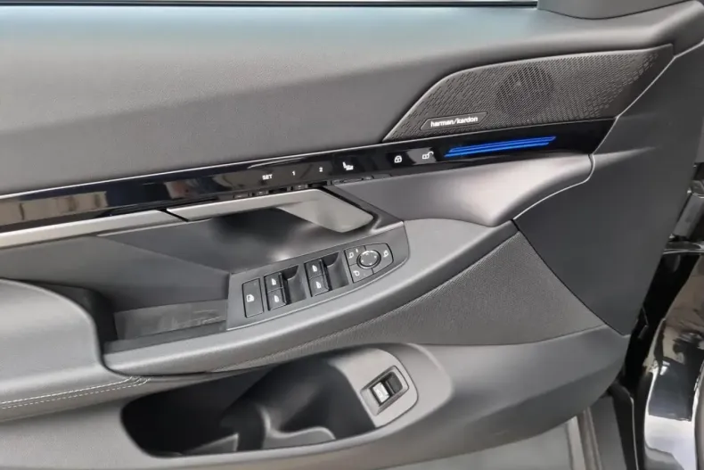 BMW 520 din 2024 cu 37.473 km - oferta BMW177015 - foto 11