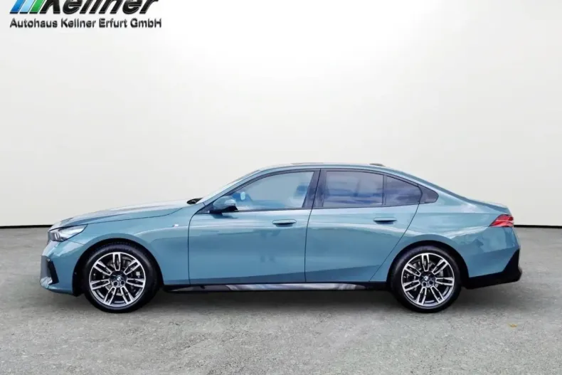 BMW 520 din 2024 cu 21.772 km - oferta BMW177016 - foto 3