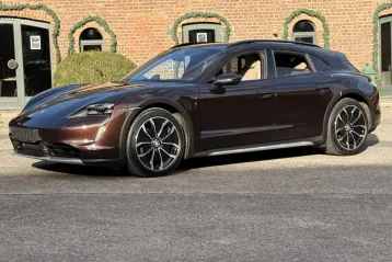 Porsche Taycan din 2023 - oferta POR177028