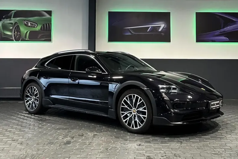 Porsche Taycan din 2024 cu 29.859 km - oferta POR177029 - foto 1