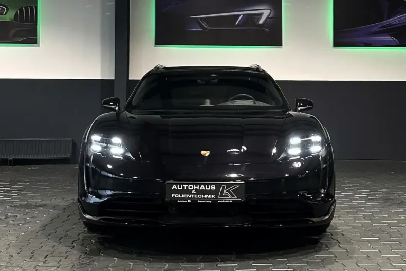 Porsche Taycan din 2024 cu 29.859 km - oferta POR177029 - foto 3