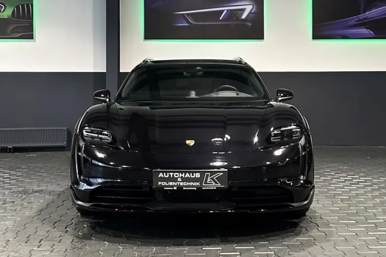 Porsche Taycan din 2024 cu 29.859 km - oferta POR177029 - foto 4