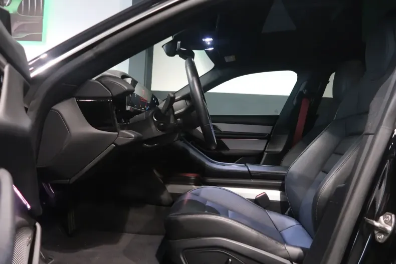 Porsche Taycan din 2024 cu 29.859 km - oferta POR177029 - foto 14