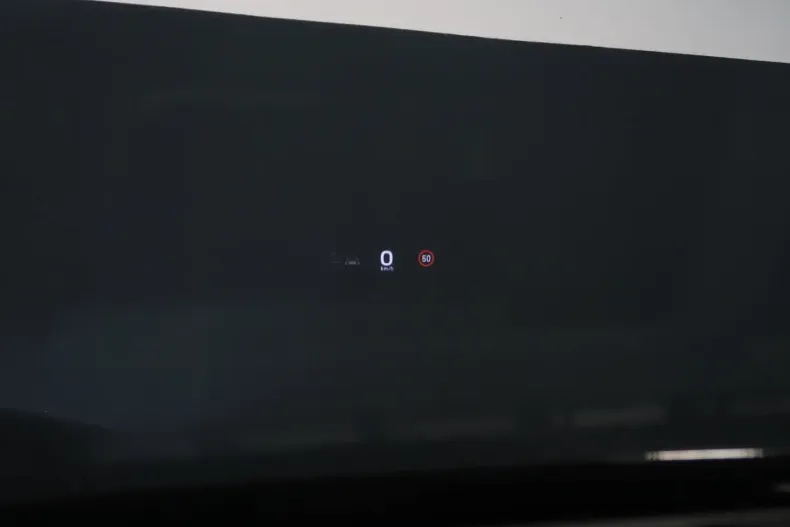 Porsche Taycan din 2024 cu 29.859 km - oferta POR177029 - foto 28