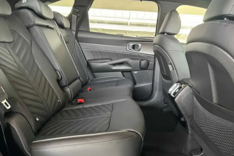 Kia Sorento din 2024 cu 18.698 km - oferta KIA177032 - foto 7