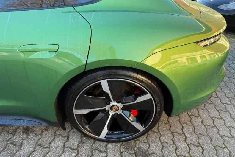 Porsche Taycan din 2023 cu 79.999 km - oferta POR177034 - foto 10