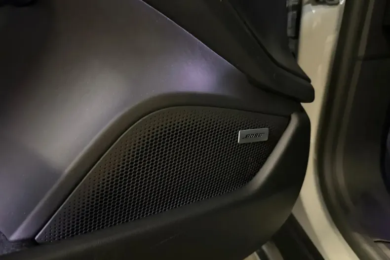 Porsche Taycan din 2023 cu 79.875 km - oferta POR177035 - foto 13