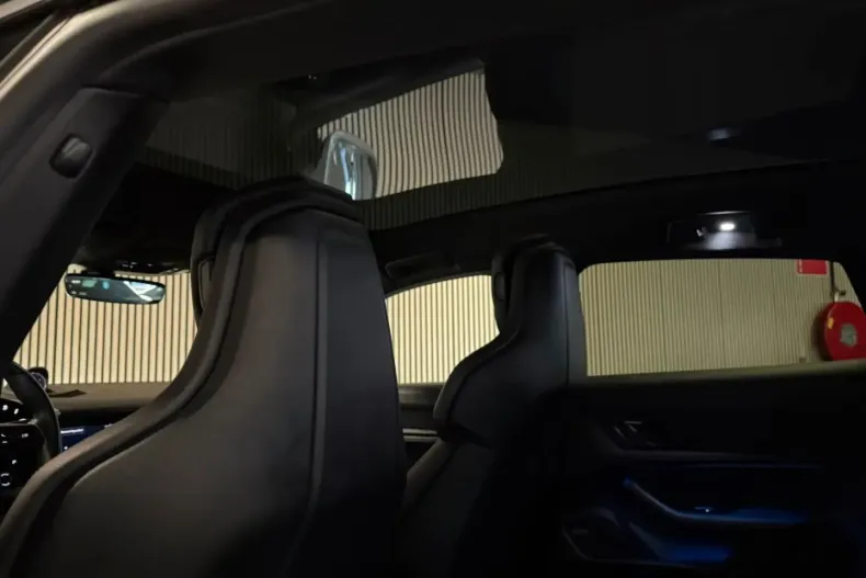 Porsche Taycan din 2023 cu 79.875 km - oferta POR177035 - foto 17