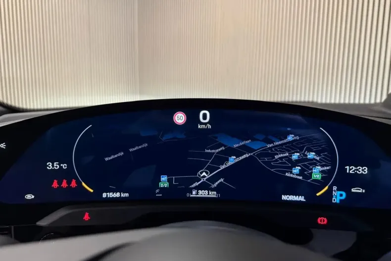 Porsche Taycan din 2023 cu 79.875 km - oferta POR177035 - foto 23