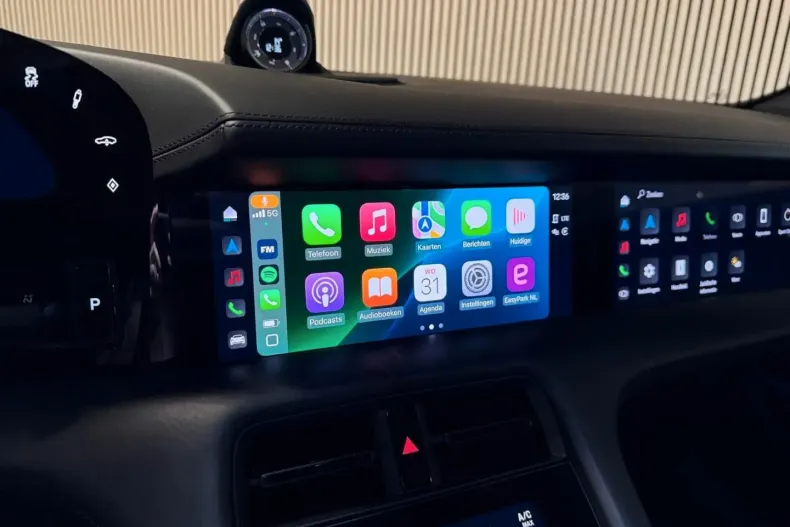 Porsche Taycan din 2023 cu 79.875 km - oferta POR177035 - foto 34