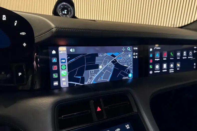 Porsche Taycan din 2023 cu 79.875 km - oferta POR177035 - foto 35