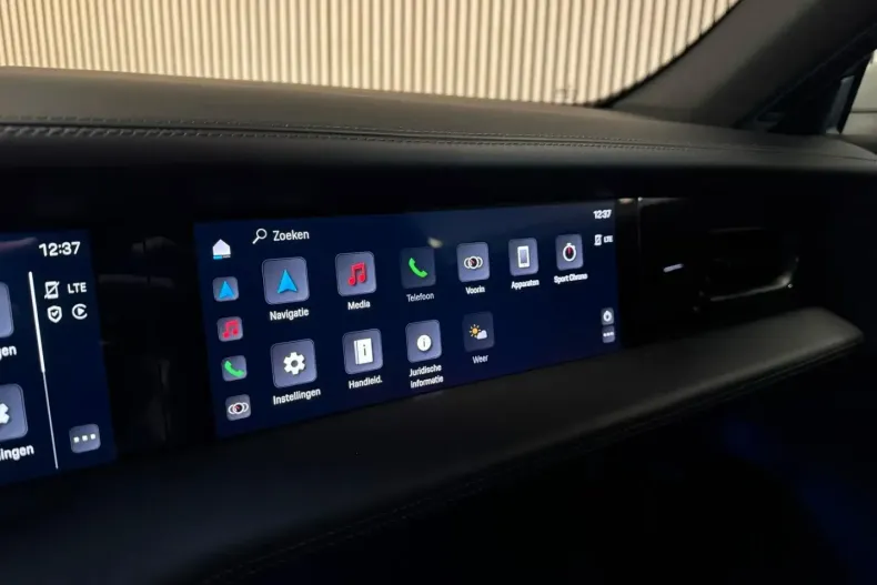 Porsche Taycan din 2023 cu 79.875 km - oferta POR177035 - foto 37