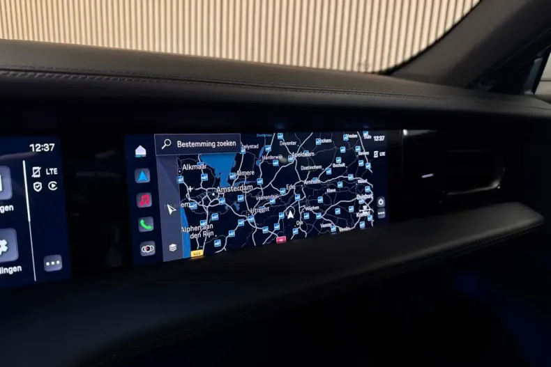 Porsche Taycan din 2023 cu 79.875 km - oferta POR177035 - foto 38