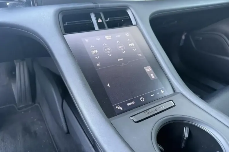 Porsche Taycan din 2023 cu 48.000 km - oferta POR177036 - foto 11