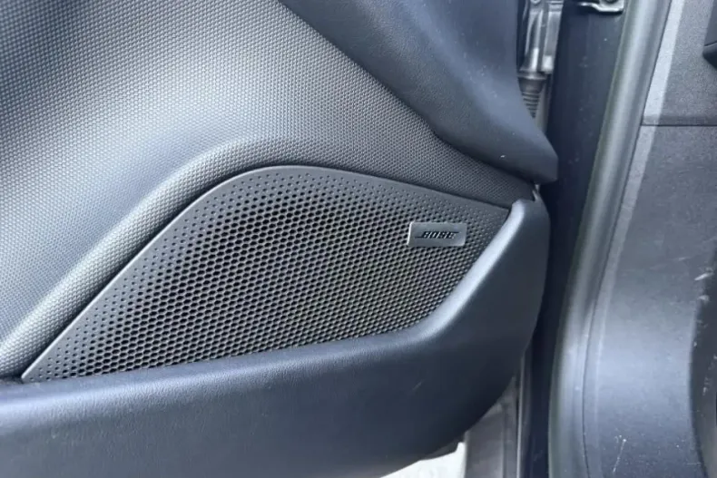 Porsche Taycan din 2023 cu 48.000 km - oferta POR177036 - foto 14