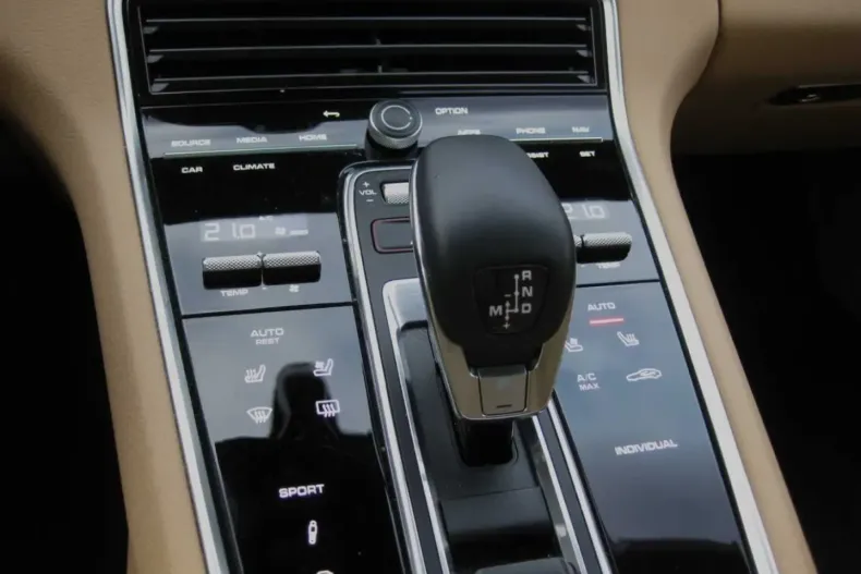 Porsche Panamera din 2023 cu 19.000 km - oferta POR177046 - foto 6