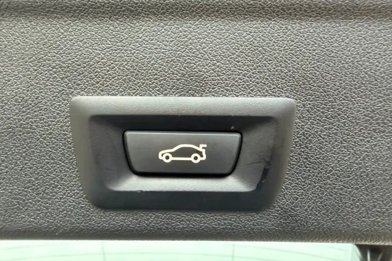 BMW X6 din 2023 cu 43.628 km - oferta BMW177060 - foto 26