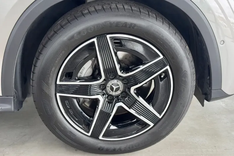 Mercedes-Benz GLC 300 din 2024 cu 9.900 km - oferta MER177061 - foto 22