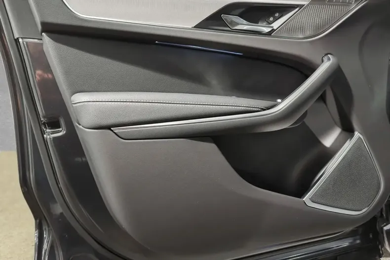 Jaguar F-Pace din 2024 cu 8.000 km - oferta JAG177068 - foto 15