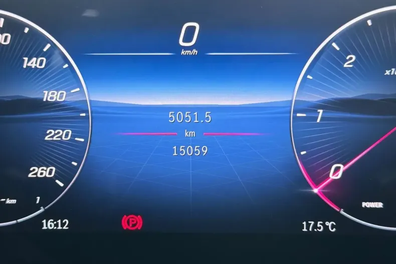 Mercedes-Benz CLE 220 din 2025 cu 15.000 km - oferta MER177071 - foto 7