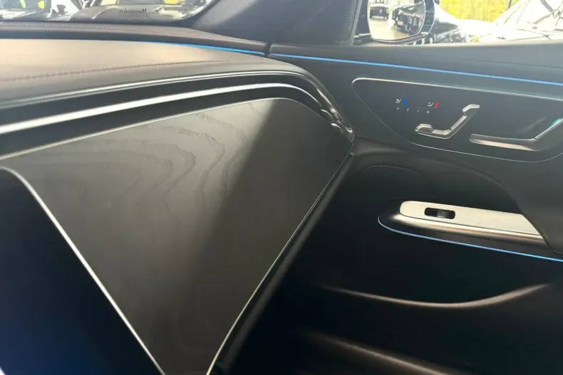 Mercedes-Benz E 200 din 2025 cu 3.000 km - oferta MER177073 - foto 16