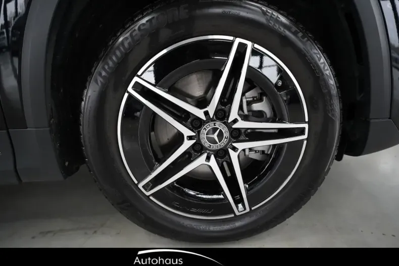 Mercedes-Benz EQA din 2023 cu 7.200 km - oferta MER177075 - foto 19