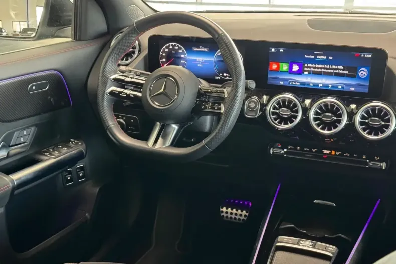 Mercedes-Benz GLA 250 din 2024 cu 9.500 km - oferta MER177076 - foto 18