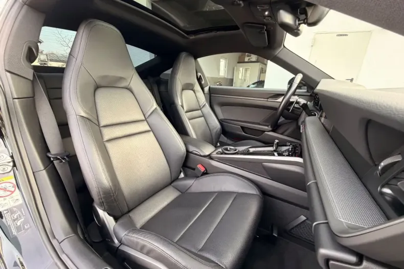 Porsche 992 din 2021 cu 49.000 km - oferta POR177077 - foto 25