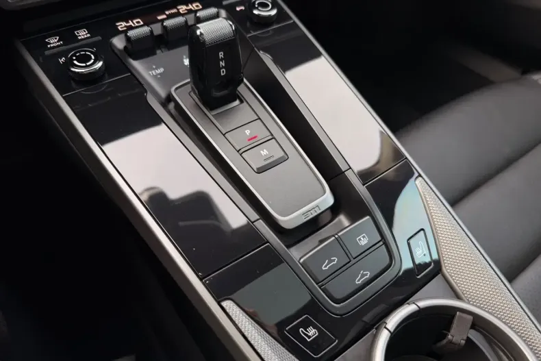 Porsche 992 din 2021 cu 49.000 km - oferta POR177077 - foto 34