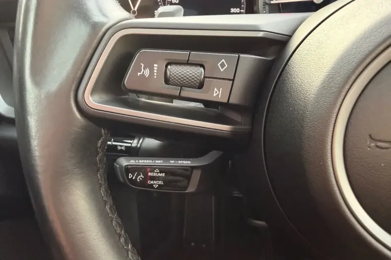 Porsche 992 din 2021 cu 49.000 km - oferta POR177077 - foto 36