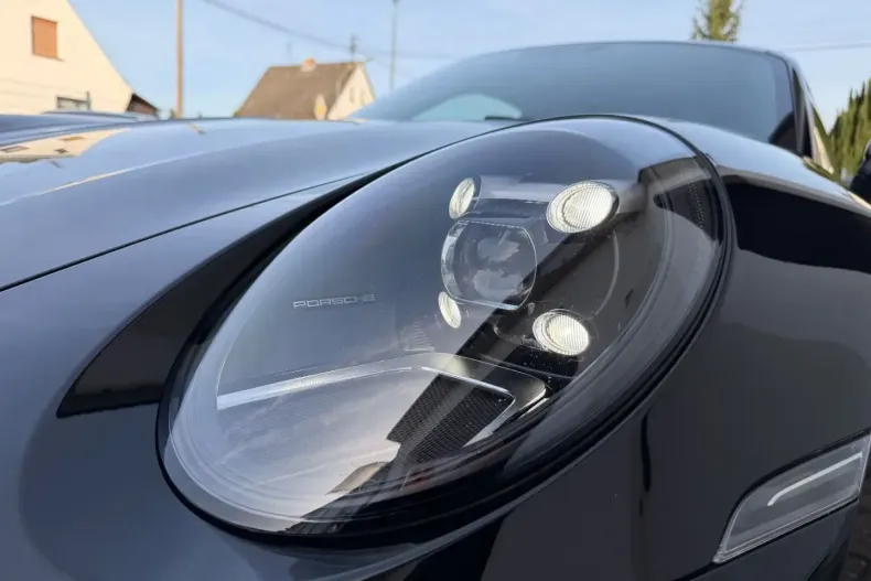 Porsche 992 din 2021 cu 49.000 km - oferta POR177077 - foto 38