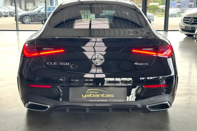 Mercedes-Benz CLE 300 din 2024 cu 10.300 km - oferta MER177079 - foto 8