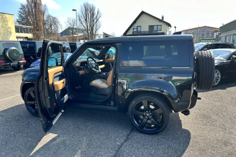 Land Rover Defender din 2022 cu 45.000 km - oferta LAN177080 - foto 5