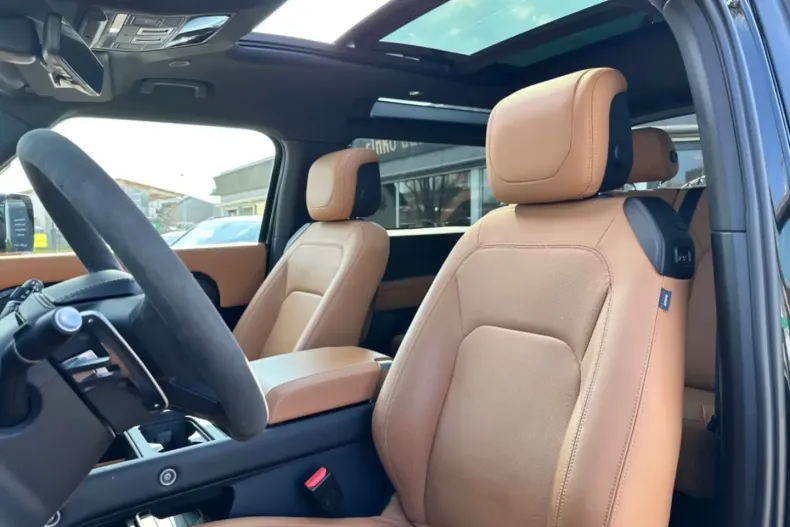 Land Rover Defender din 2022 cu 45.000 km - oferta LAN177080 - foto 18