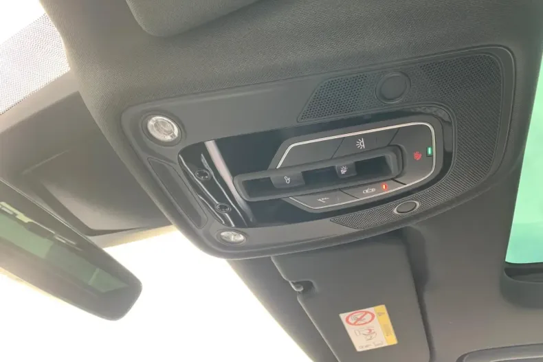 Audi Q8 din 2025 cu 7.500 km - oferta AUD177084 - foto 21