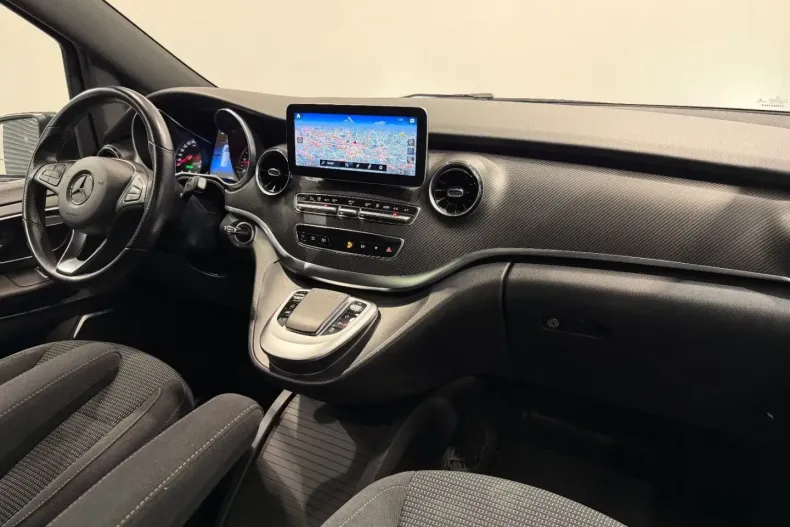 Mercedes-Benz V 300 din 2021 cu 70.000 km - oferta MER177086 - foto 19