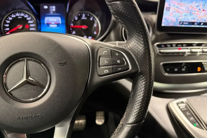 Mercedes-Benz V 300 din 2021 cu 70.000 km - oferta MER177086 - foto 26