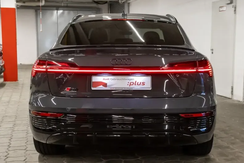 Audi Q8 din 2023 cu 48.119 km - oferta AUD177087 - foto 5