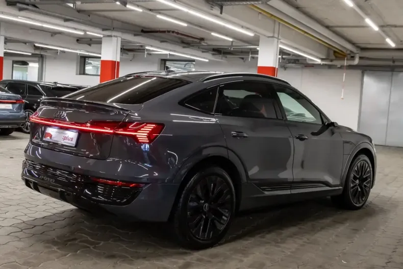 Audi Q8 din 2023 cu 48.119 km - oferta AUD177087 - foto 6