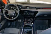 Audi Q8 din 2023 cu 48.119 km - oferta AUD177087 - foto 8