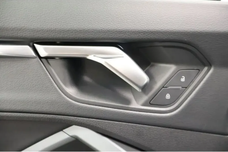 Audi Q3 din 2025 cu 25.231 km - oferta AUD177089 - foto 22