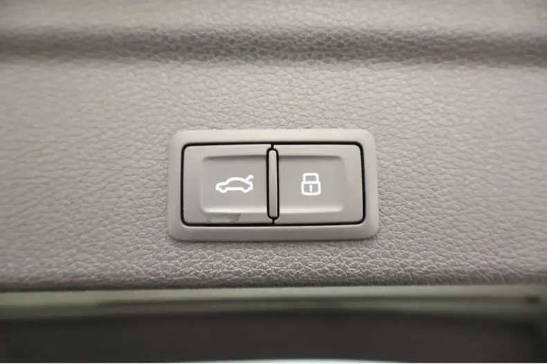 Audi Q3 din 2025 cu 25.231 km - oferta AUD177089 - foto 27