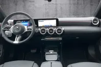 Mercedes-Benz CLA 200 din 2024 cu 16.500 km - oferta MER177101 - foto 9