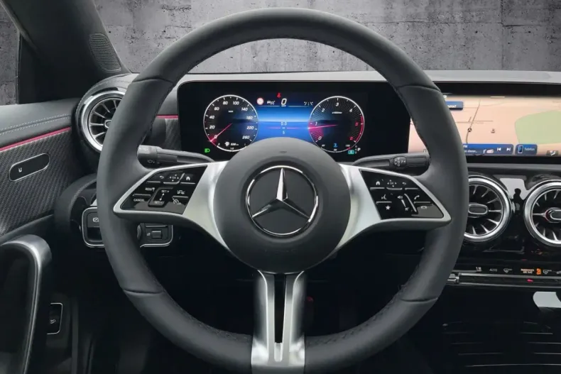 Mercedes-Benz CLA 200 din 2024 cu 16.500 km - oferta MER177101 - foto 10