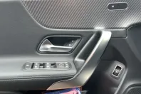 Mercedes-Benz CLA 200 din 2024 cu 16.500 km - oferta MER177101 - foto 16