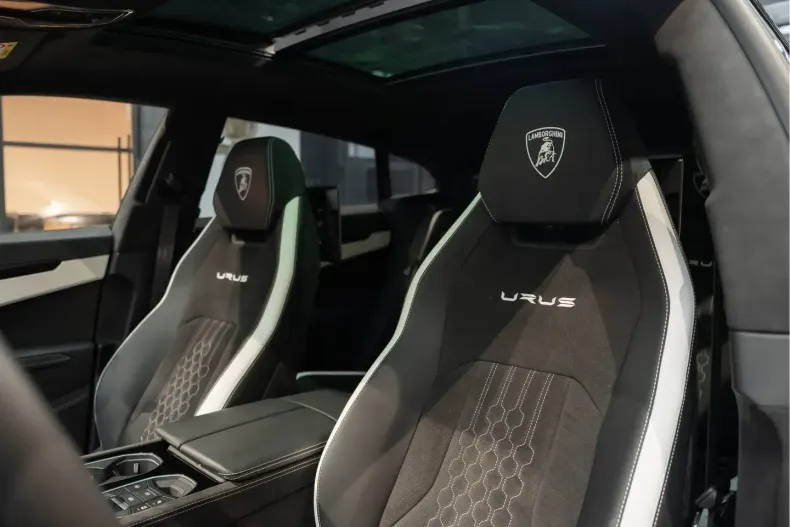 Lamborghini Urus din 2023 cu 29.996 km - oferta LAM177108 - foto 9