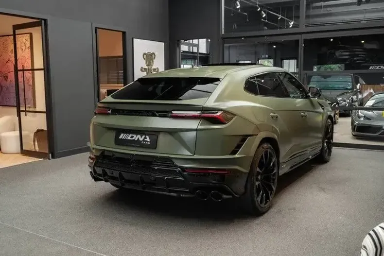 Lamborghini Urus din 2023 cu 29.996 km - oferta LAM177108 - foto 27