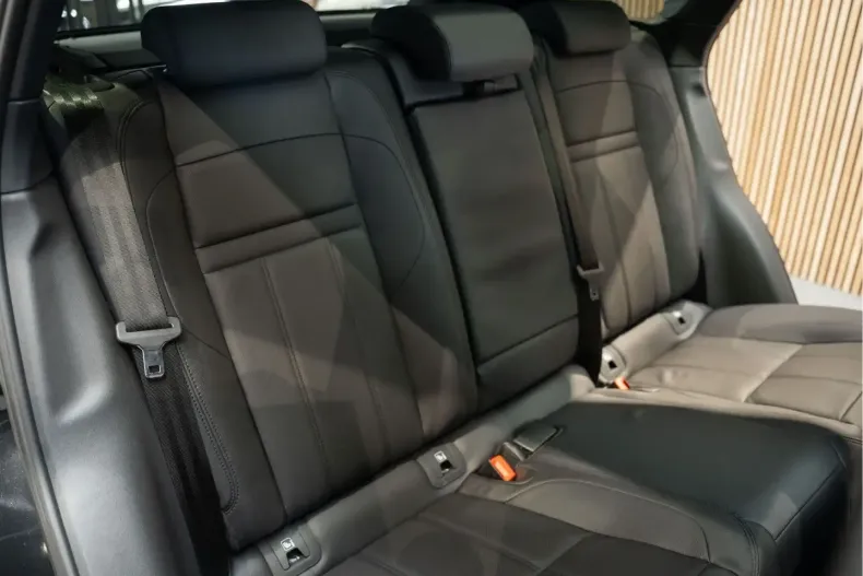 Land Rover Range Rover Evoque din 2025 cu 1.098 km - oferta LAN177109 - foto 11