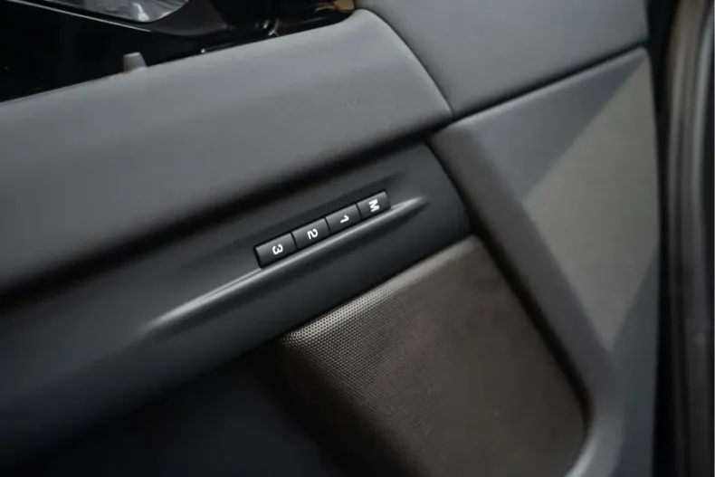 Land Rover Range Rover Evoque din 2025 cu 1.098 km - oferta LAN177109 - foto 23